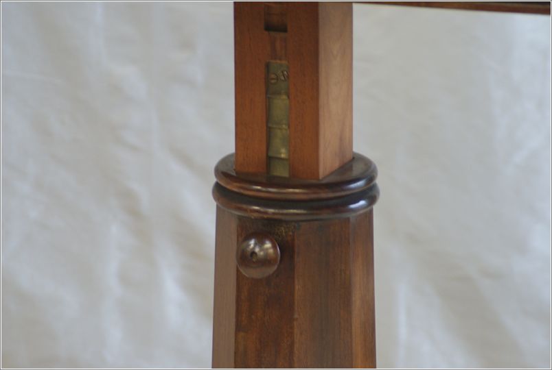 7006 Antique Mahogany Reading Table Mechanism